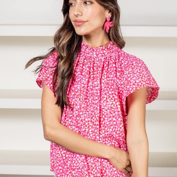 Savvy Chic Thml flutter sleeve blouse - Picture 7 of 7